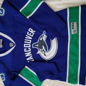Canucks jersey